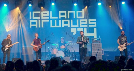 1860 Airwaves 2014