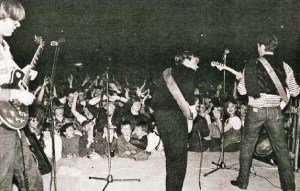 Þursaflokkurinn ásamt Valgeiri Guðjónssyni á Risarokk 82 (2)